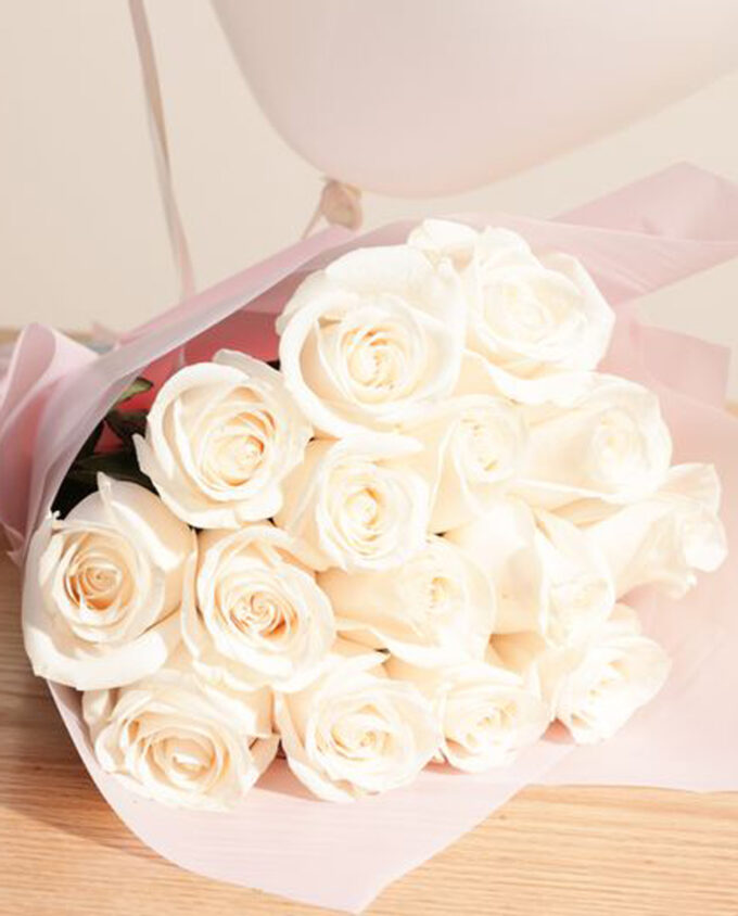 gentle glow bloom vase