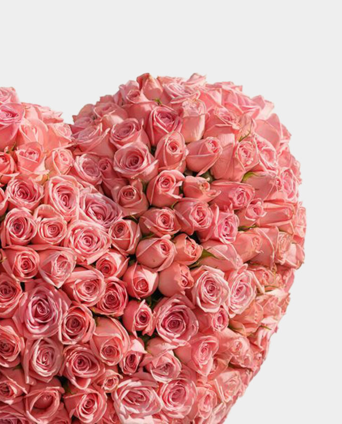 blushing heart arrangement - Image 2