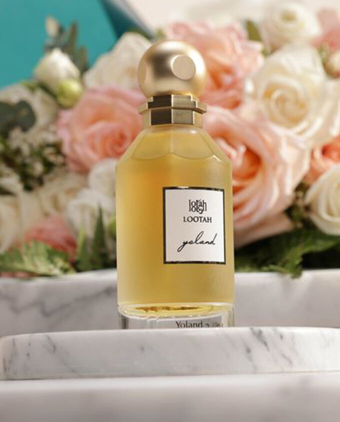 refined gesture flower gift