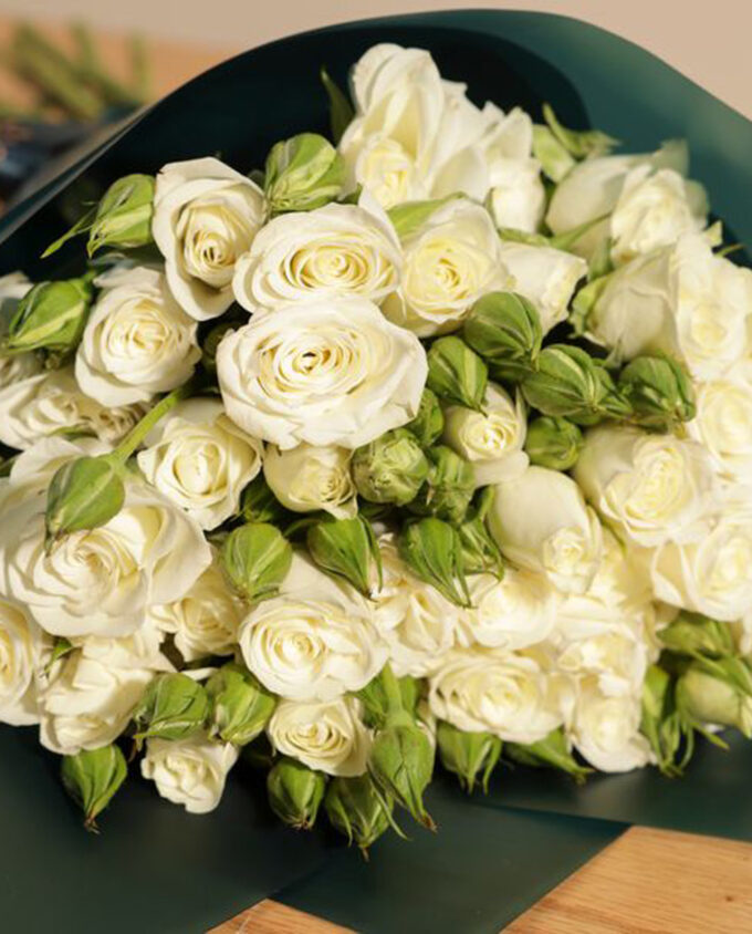 white baby rose abundance vase