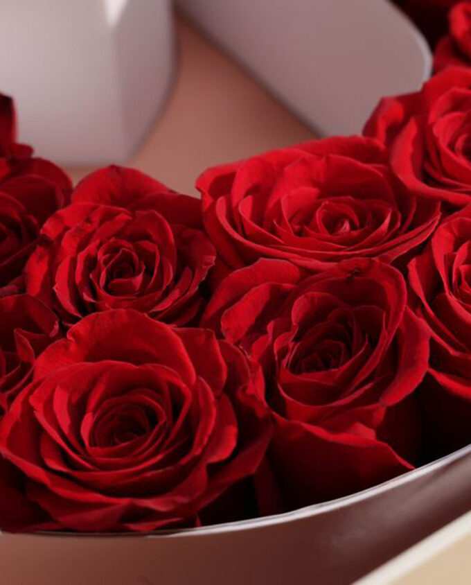 Endless Love Rose Box - Image 3