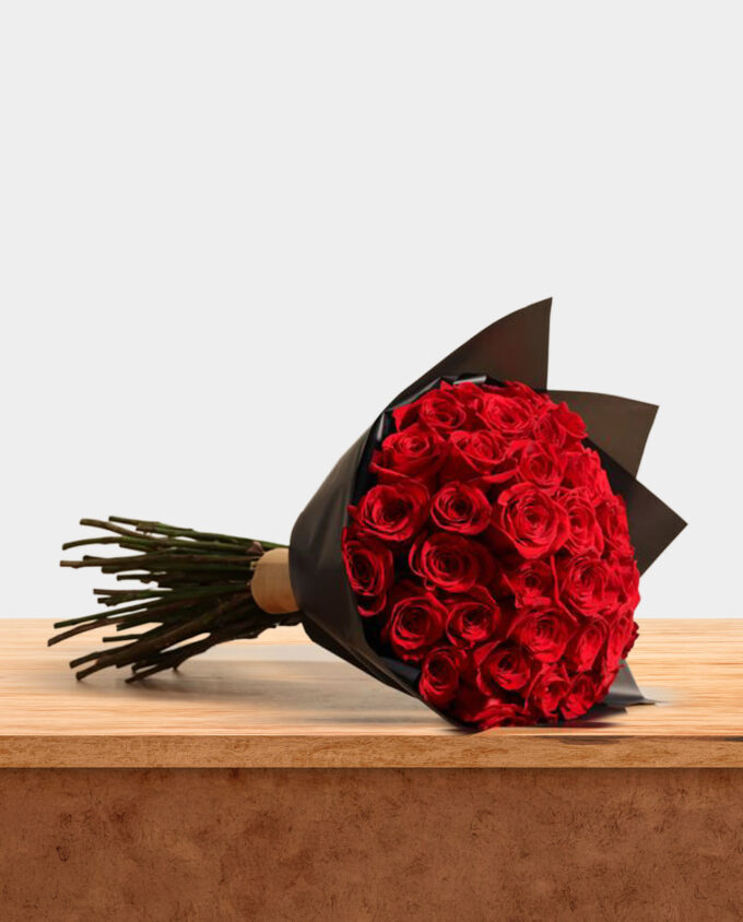 majestic scarlet bouquet - Image 3