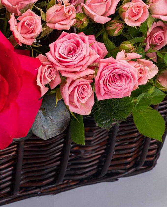 New Year Radiance Basket - Image 2