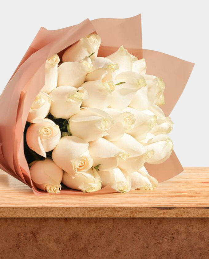 classic white rose bouquet - Image 2