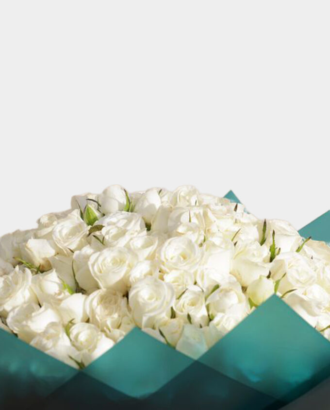 whispers of white bouquet