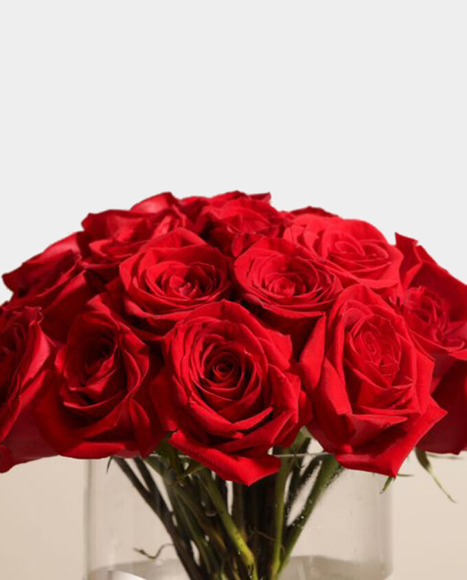 Scarlet Elegance Rose Vase - Image 2