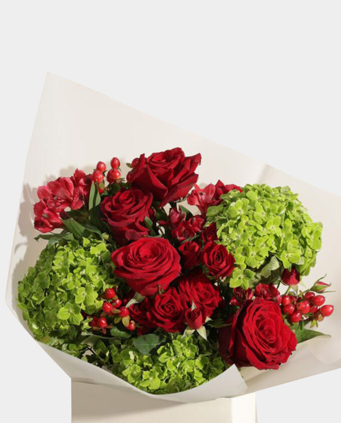 Scarlet Reverie Bouquet - Image 2