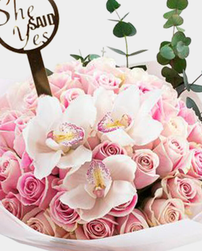 zus charm necklace & blooms