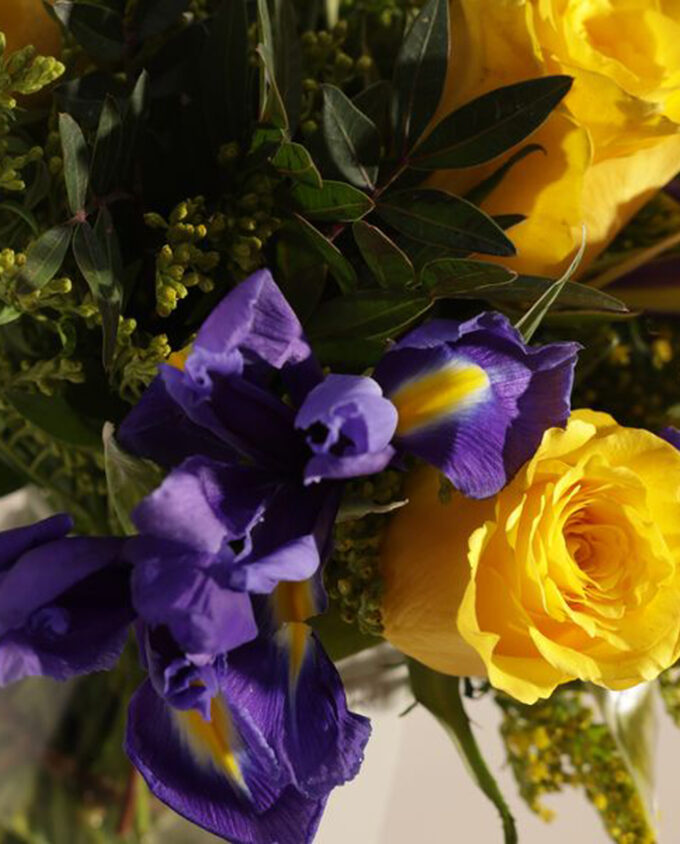 dawn glow flower vase - Image 2