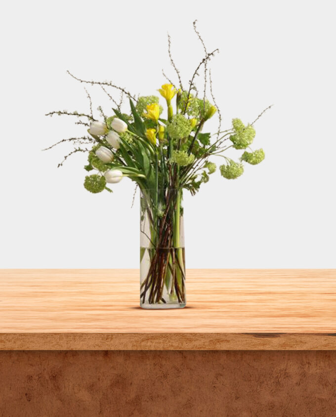 white lily majesty vase - Image 2