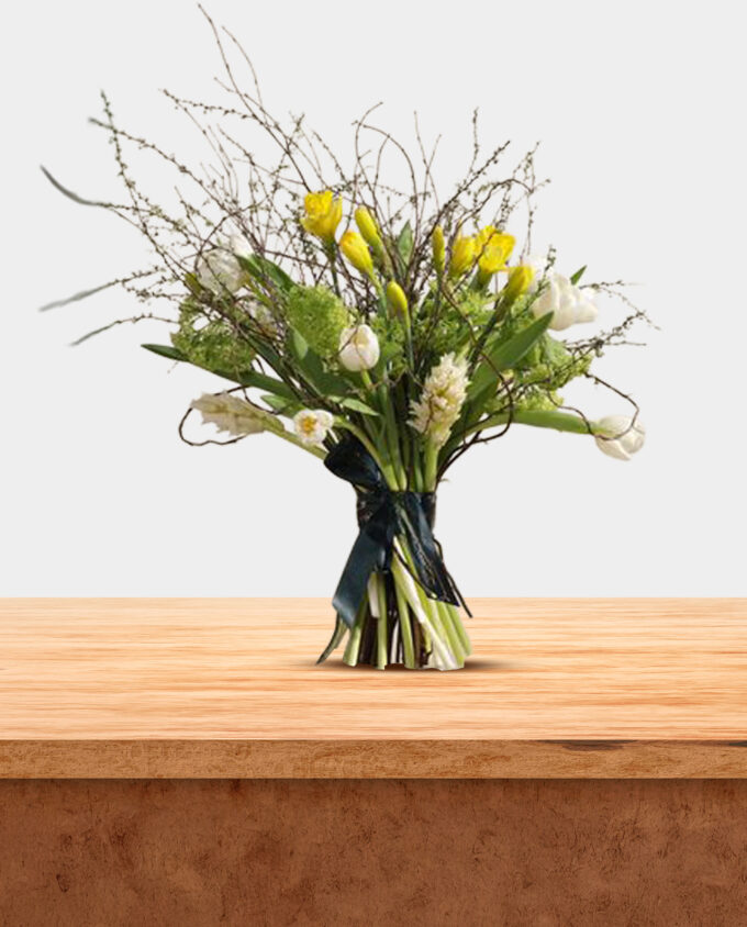 blush tulip bloom bouquet - Image 2