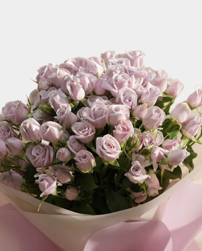 crimson romance rose vase - Image 2
