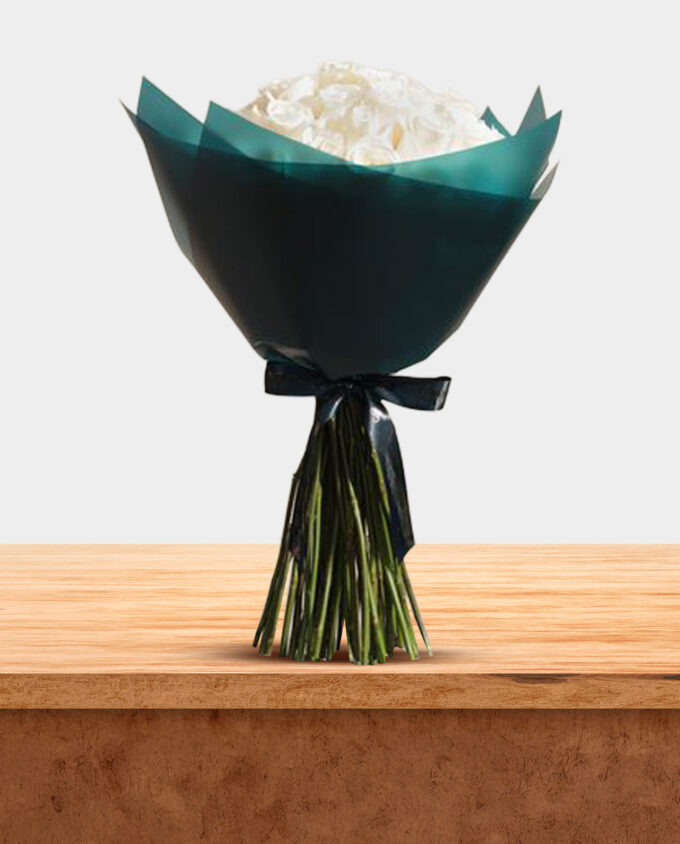 timeless white elegance bouquet - Image 3